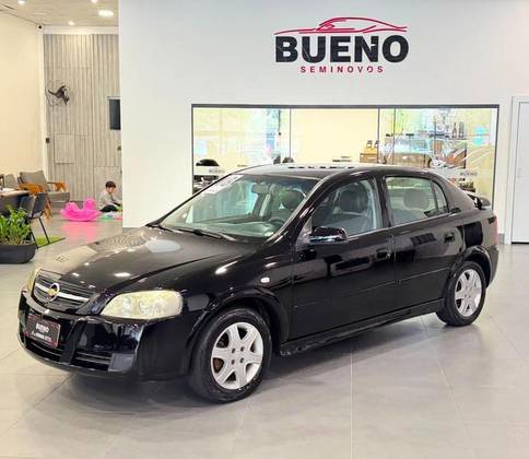 CHEVROLET ASTRA 2.0 MPFI ADVANTAGE 8V FLEX 4P MANUAL CHEVROLET ASTRA 2.0 MPFI ADVANTAGE 8V FLEX 4P MANUAL